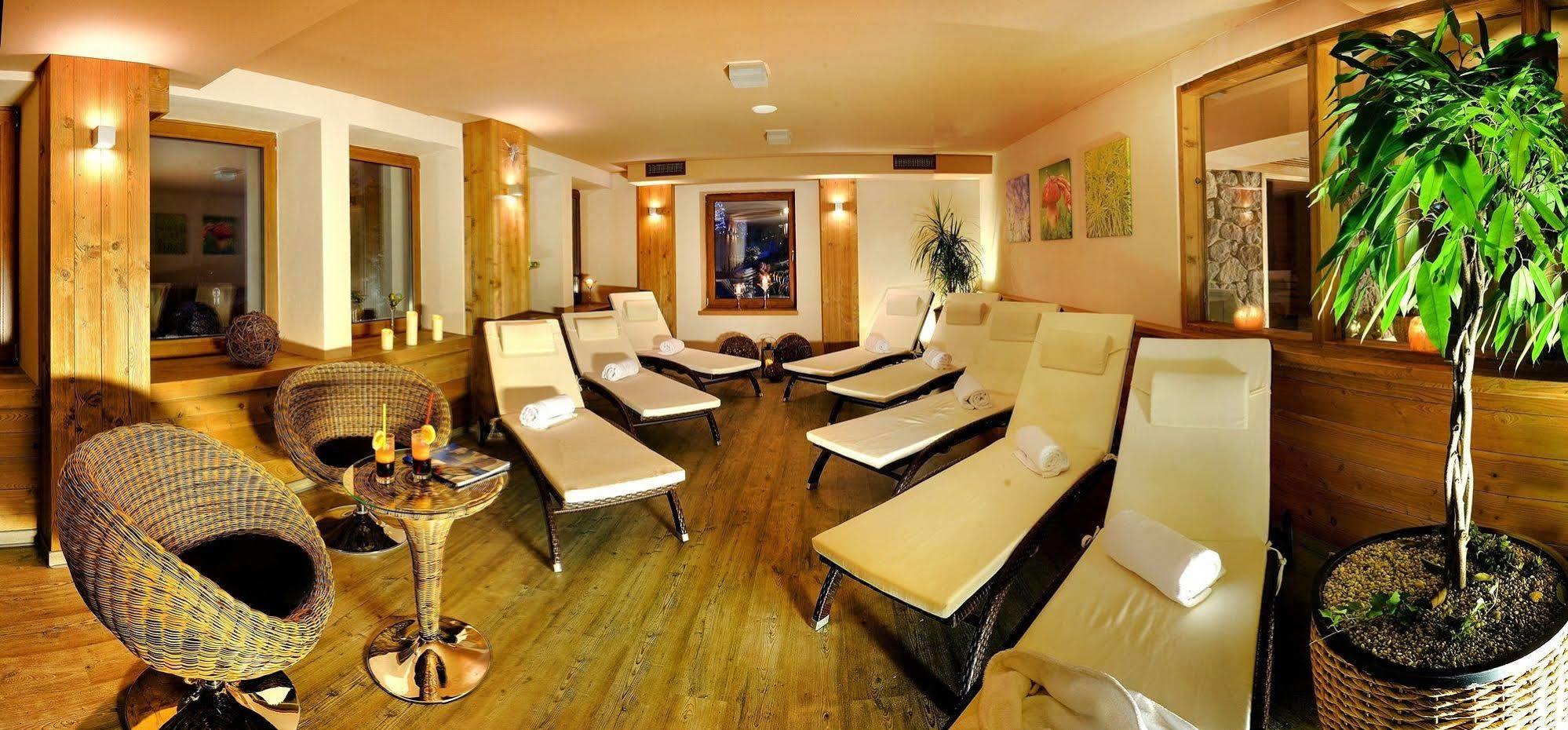 Bungalovy Fis Economy Villa Štrbské Pleso Exterior foto